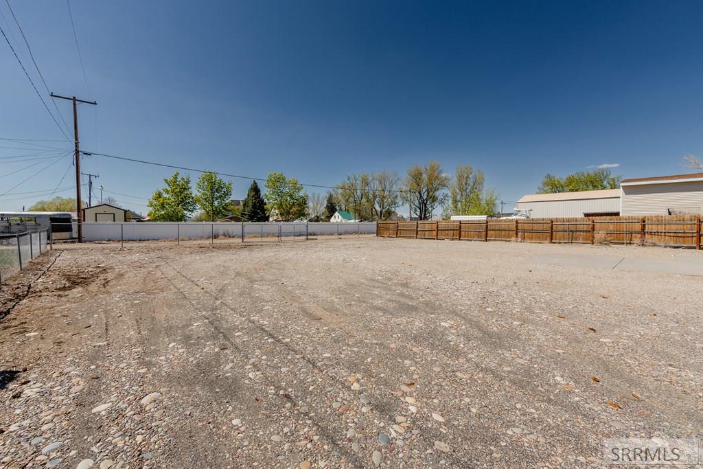 264 S Holmes Avenue, SHELLEY, Idaho image 48