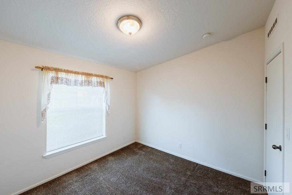 264 S Holmes Avenue, SHELLEY, Idaho image 28