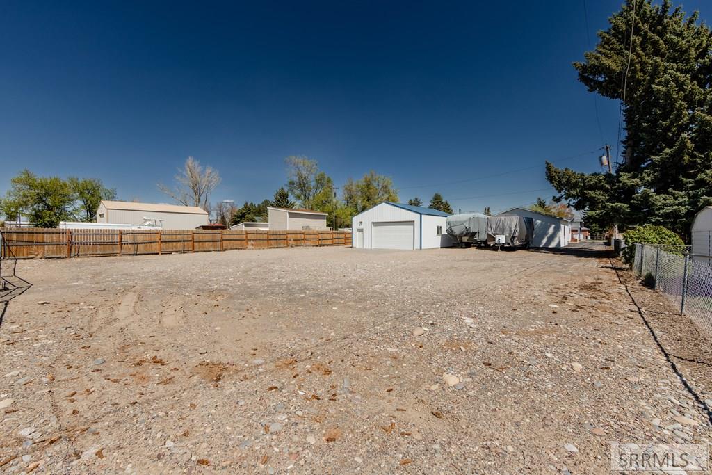 264 S Holmes Avenue, SHELLEY, Idaho image 47