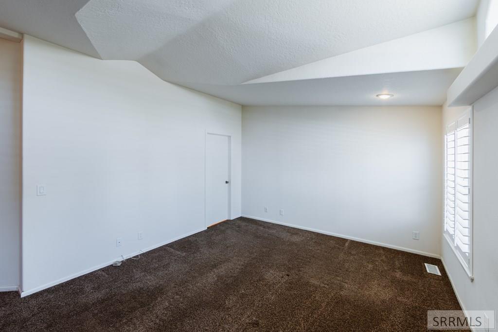 264 S Holmes Avenue, SHELLEY, Idaho image 19