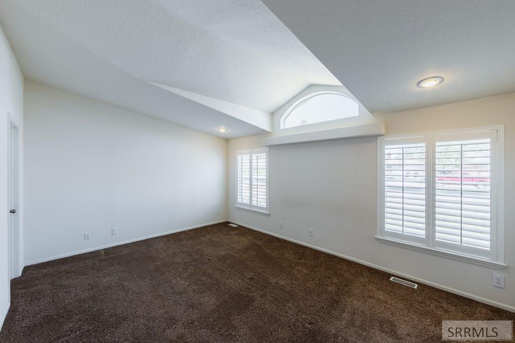 264 S Holmes Avenue, SHELLEY, Idaho image 18
