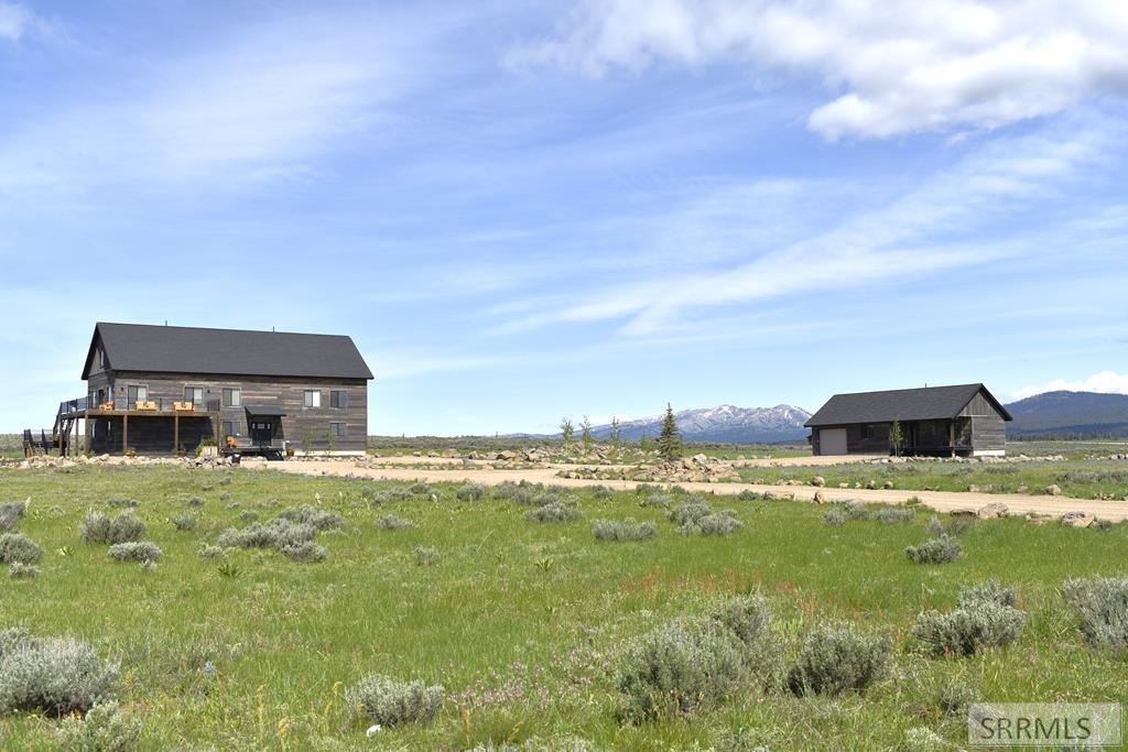 3755 Bishop Mountain Drive, ISLAND PARK, Idaho image 1