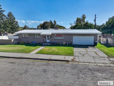 Homes For Sale - 1260 10th Street<br/> IDAHO FALLS, ID 83404