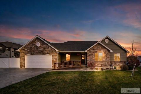 Photo of 3665 S Merlin Drive, IDAHO FALLS, ID 83404 (MLS # 2185418)