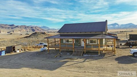 Photo of 699 Stephens Road, CHALLIS, ID 83226 (MLS # 2181915)