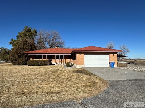 Photo of 1417 N 1100 E, SHELLEY, ID 83274 (MLS # 2181919)