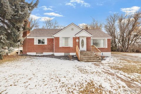 Photo of 2879 E 1000 N, SUGAR CITY, ID 83448 (MLS # 2181818)