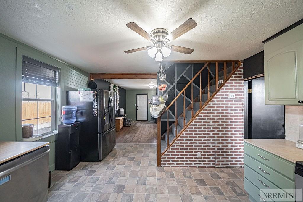 3196 E Lincoln Road, IDAHO FALLS, Idaho image 17
