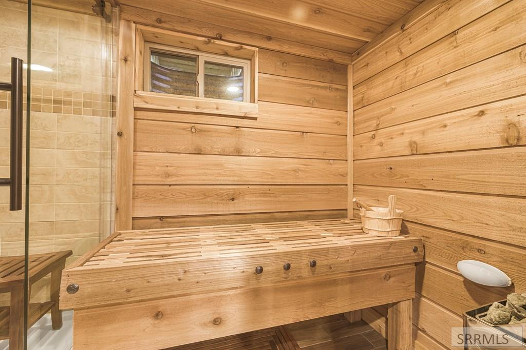 5603 2 2 Lazy 2 Road, ISLAND PARK, Idaho image 18