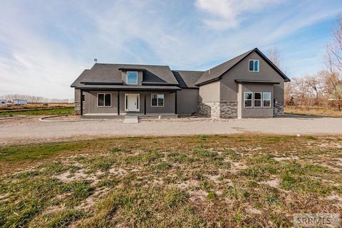 Photo of 43 N 4400 E, RIGBY, ID 83442 (MLS # 2180697)