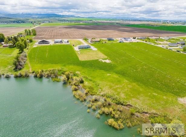 2607 Sparks Lane, AMERICAN FALLS, Idaho image 2