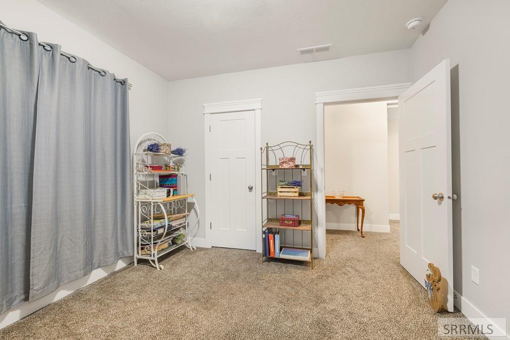 777 Hallmark Drive, POCATELLO, Idaho image 32