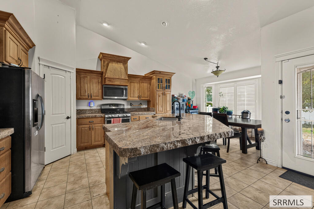 4138 Tawzer Way