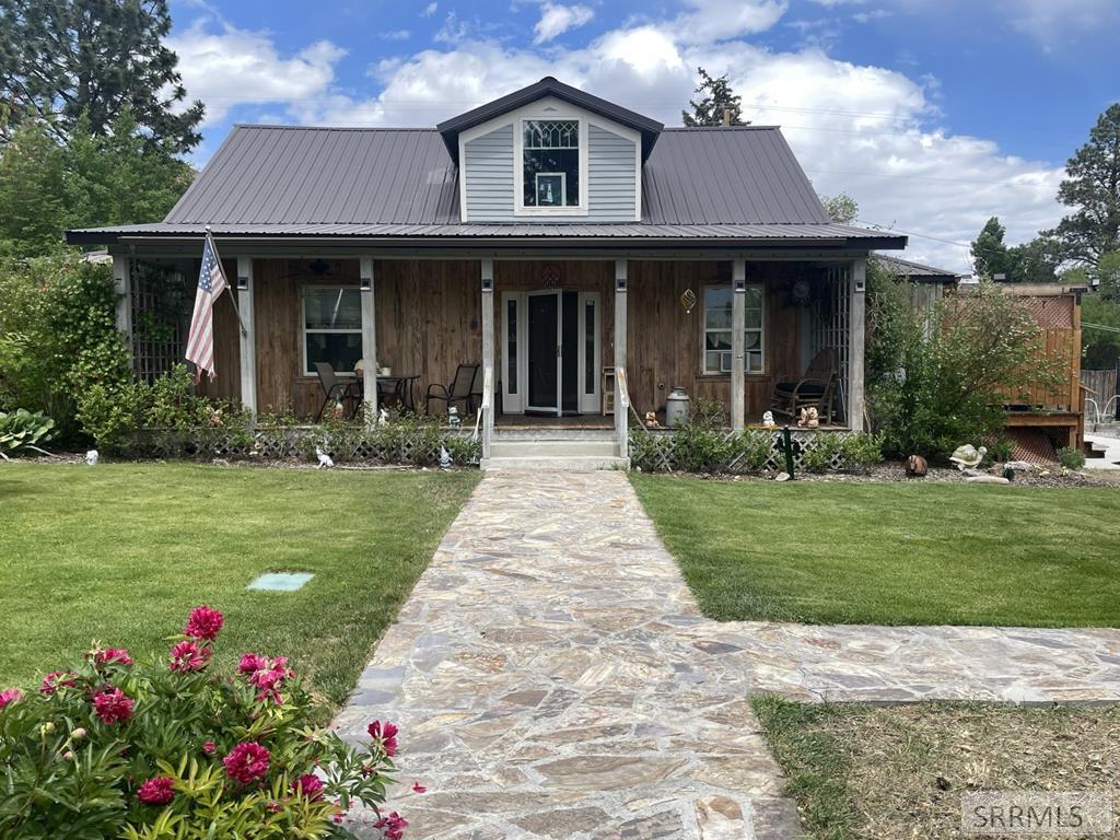 510 E Valley Avenue, CHALLIS, Idaho image 1