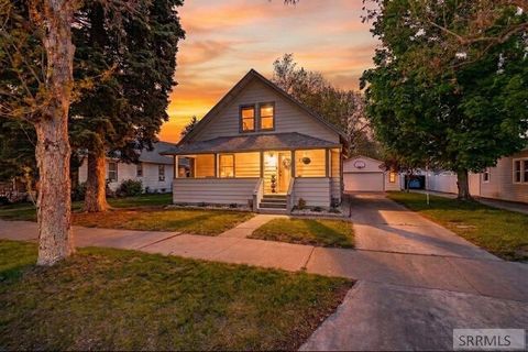 Photo of 315 12th Street, IDAHO FALLS, ID 83404 (MLS # 2185935)