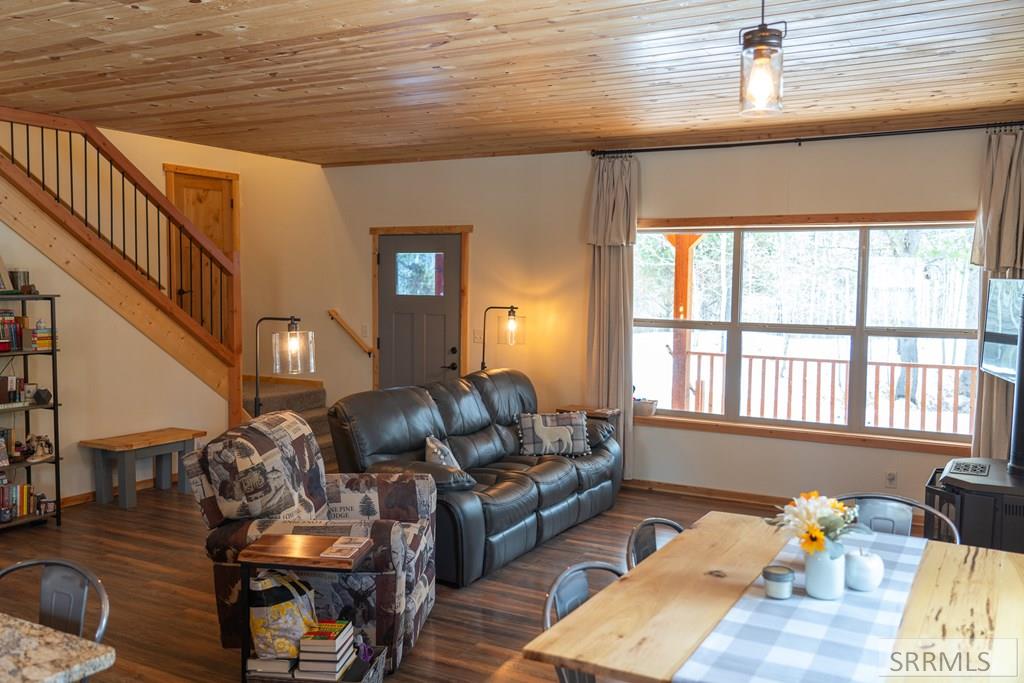 4370 Hannahs Crossing, ASHTON, Idaho image 10