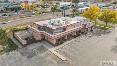 Photo of 950 Lindsay Blvd, IDAHO FALLS, ID 83402 (MLS # 2181313)