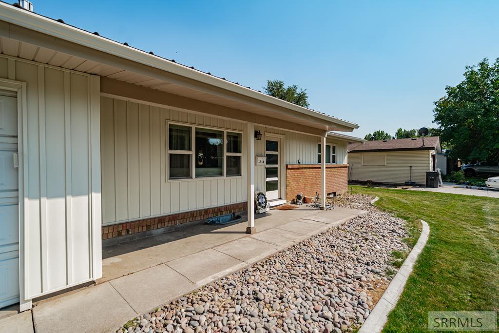 314 Davidson Drive, IDAHO FALLS, Idaho image 1