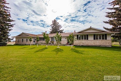 839 1400 N SHELLEY ID 83274