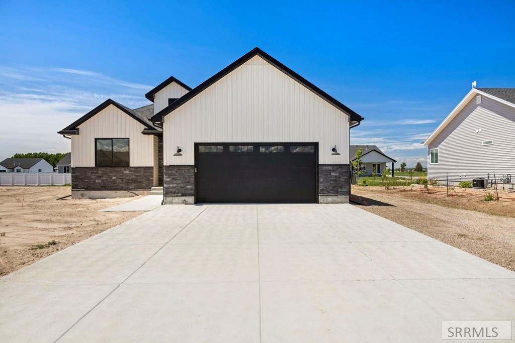 31 N Pepperwood Lane, RIGBY, Idaho image 3
