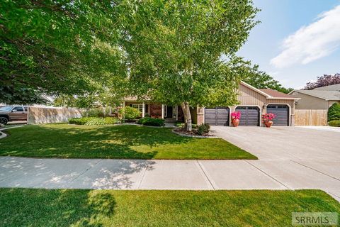 Photo of 3897 Nathan Drive, IDAHO FALLS, ID 83404 (MLS # 2179622)