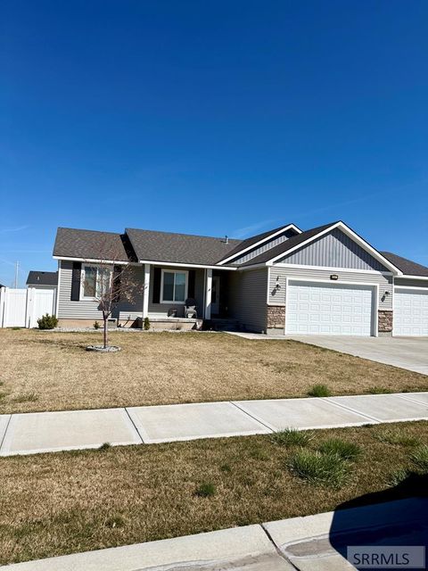 Photo of 4307 E Marlin Avenue, IDAHO FALLS, ID 83401 (MLS # 2182122)
