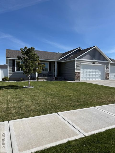 Photo of 4307 E Marlin Avenue, IDAHO FALLS, ID 83401 (MLS # 2182122)