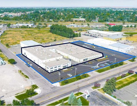 Photo of 765/775 Lindsay Blvd, IDAHO FALLS, ID 83402 (MLS # 2172551)