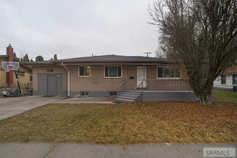 Photo of 318 W Center Street, SHELLEY, ID 83274 (MLS # 2180928)
