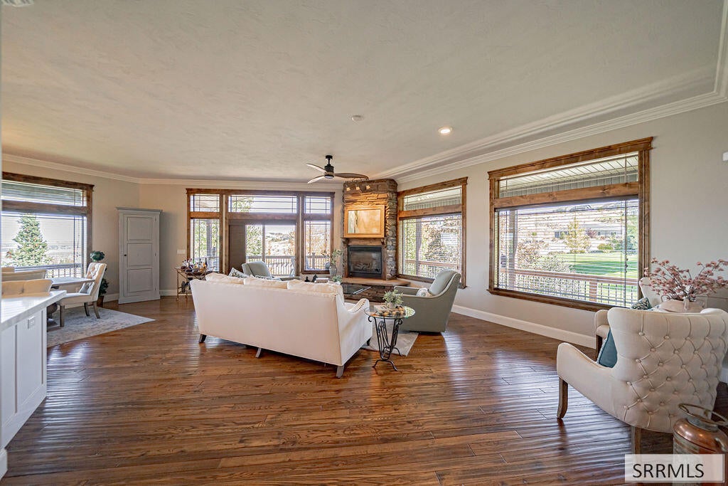 5405 High Willow Lane