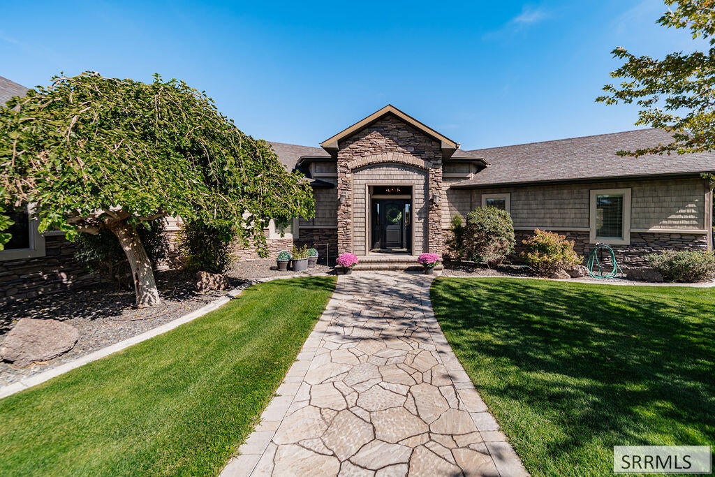 5405 High Willow Lane
