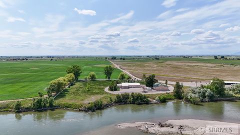 Homes For Sale - 651 S 1300 W<br/> PINGREE, ID 83262