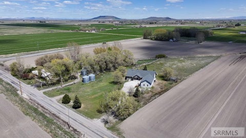 Homes For Sale - 634 N 3200 E<br/> MENAN, ID 83434