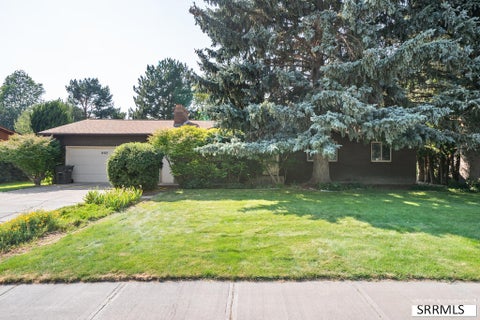Photo of 776 Adell Avenue, IDAHO FALLS, ID 83402 (MLS # 2188481)