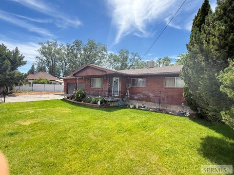 Photo of 531 Lansing St, BLACKFOOT, ID 83221 (MLS # 2187121)