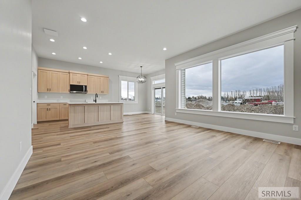 572 Fieldstone Drive