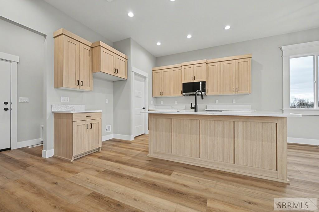 572 Fieldstone Drive