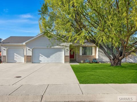 Photo of 3885 Deer Meadow Drive, IDAHO FALLS, ID 83401 (MLS # 2186248)