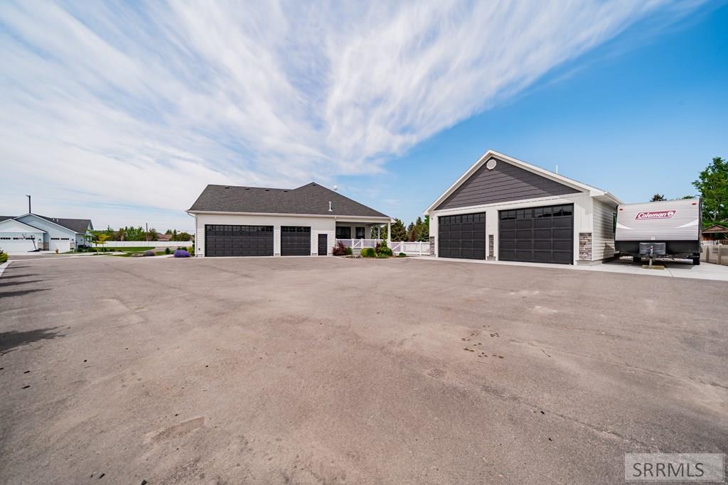 6075 Glade Circle, IDAHO FALLS, Idaho image 43
