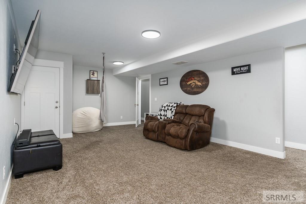 1137 Boedy, CHUBBUCK, Idaho image 30