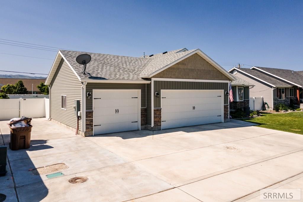1137 Boedy, CHUBBUCK, Idaho image 3
