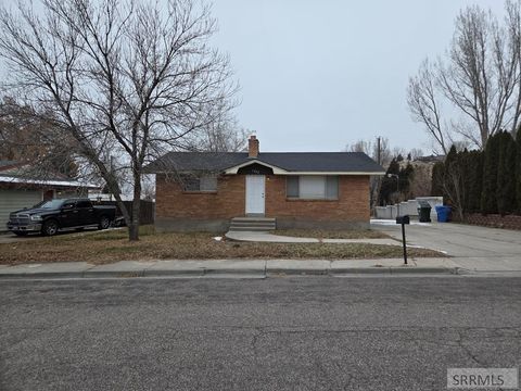 Photo of 1022 Deon Drive, POCATELLO, ID 83201 (MLS # 2181839)