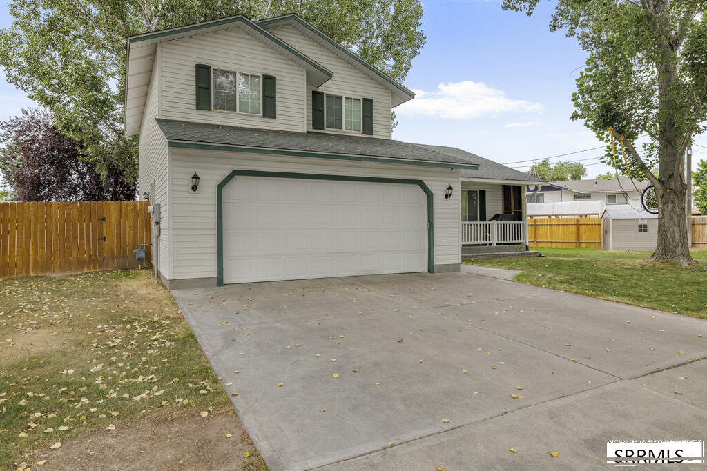 700 Aspen Avenue