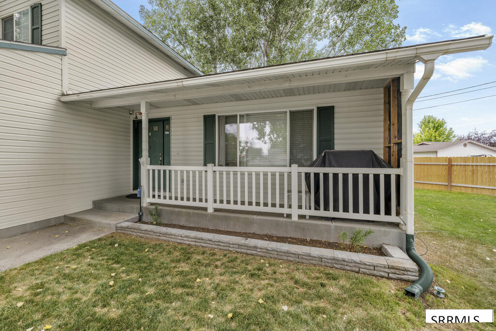 700 Aspen Avenue