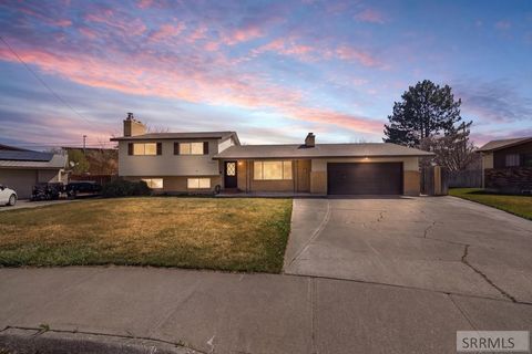 1920 Riviera Circle IDAHO FALLS ID 83404