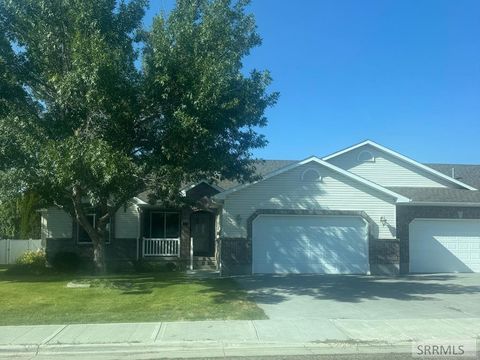 Photo of 326 Autumnwood Drive, RIGBY, ID 83442 (MLS # 2179136)