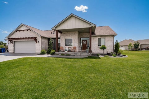 Photo of 1101 Castle Pines Road, REXBURG, ID 83440 (MLS # 2187349)