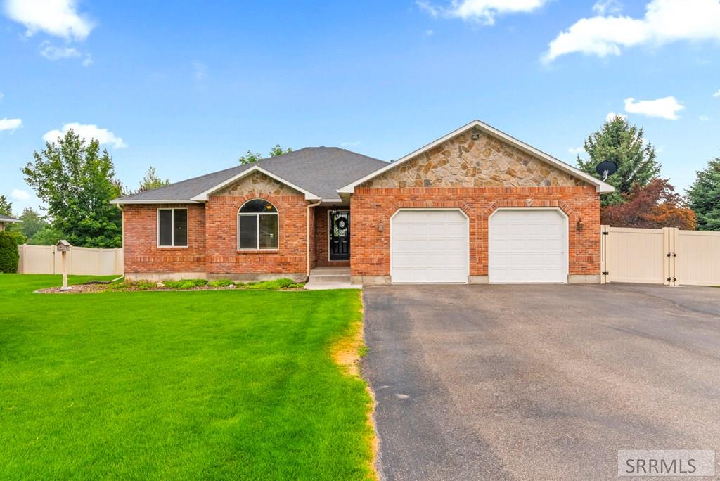 1010 Rimrock Canyon Road