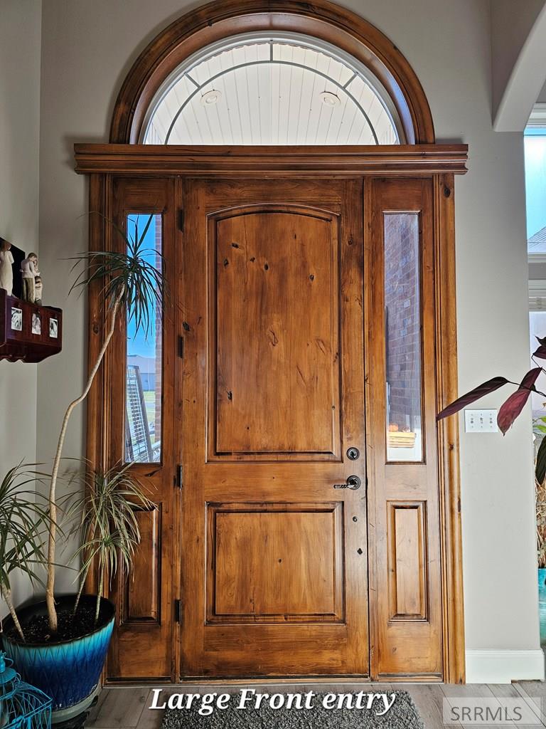 2037 E Berggren Lane