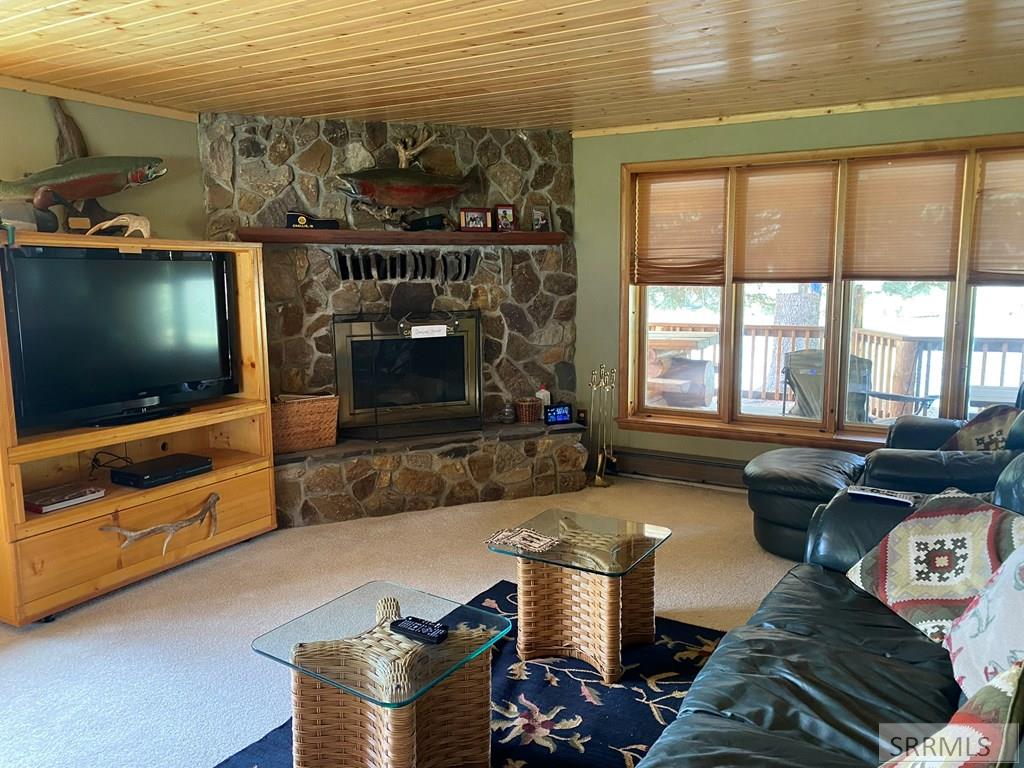 385 River Front Lane, CLAYTON, Idaho image 13